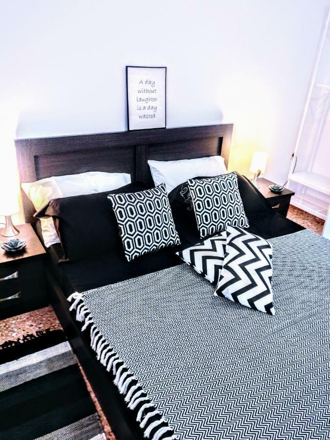 Chania Center Flat * Khania